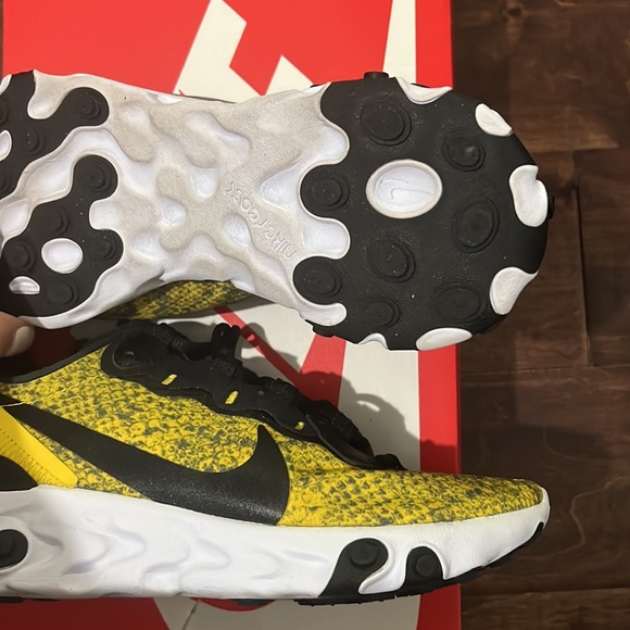 Nike React Elements 55 - Picture 5 of 5